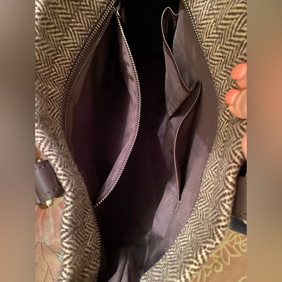 Tumi wool & leather spacious brown bag with a lot of compartments & pockets NWT - Picture 9 of 10